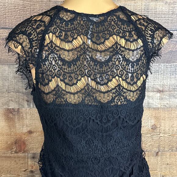 Free People Intimately Peek-A-Boo Slip Dress Black Eyelash Lace Size Small - Picture 5 of 11